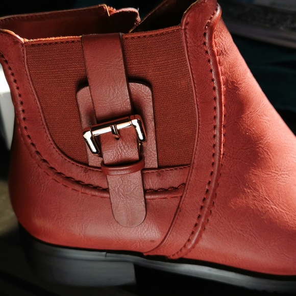 Scarpini Shoes - Red Leather Ankle Boots (39)